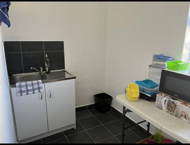 INDUSTRIAL PROPERTY TO RENT IN ATLAS GARDENS